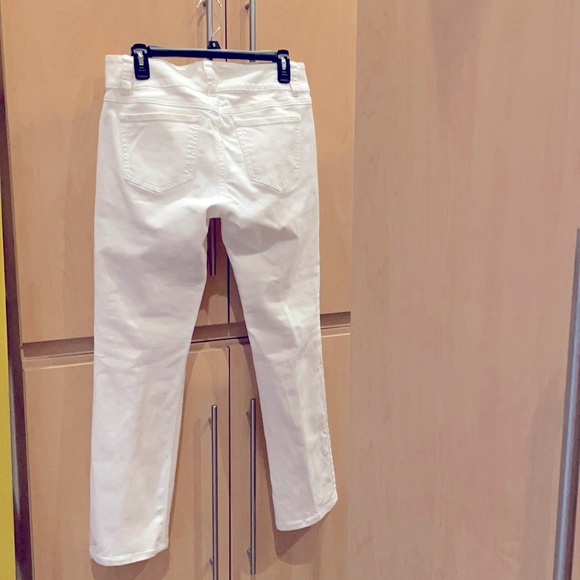 Cabi Lou Lou Straight Stretch White Jeans 763 SZ 8 - Picture 2 of 4